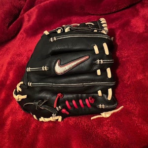 Used Nike Left Hand Throw Pitcher's Diamond Elite Baseball Glove 11.75"