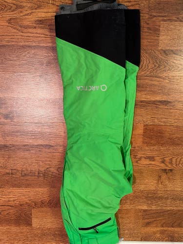 Green Used Adult Unisex Arctica Pants