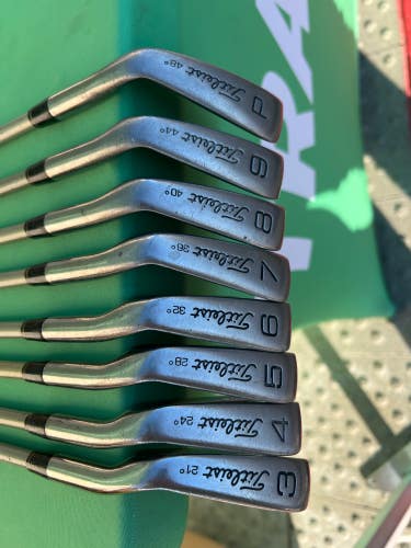 Used Men's Titleist dci Right Iron Set Graphite
