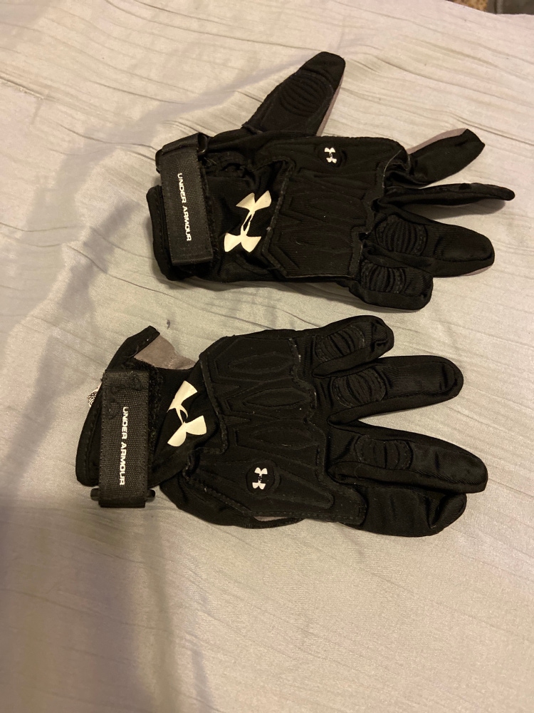 Used Player's Under Armour Gloves