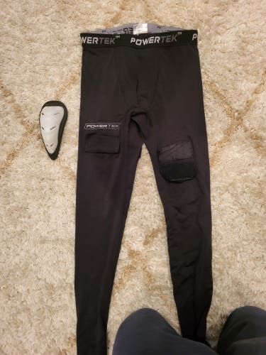Compression pants with cup
