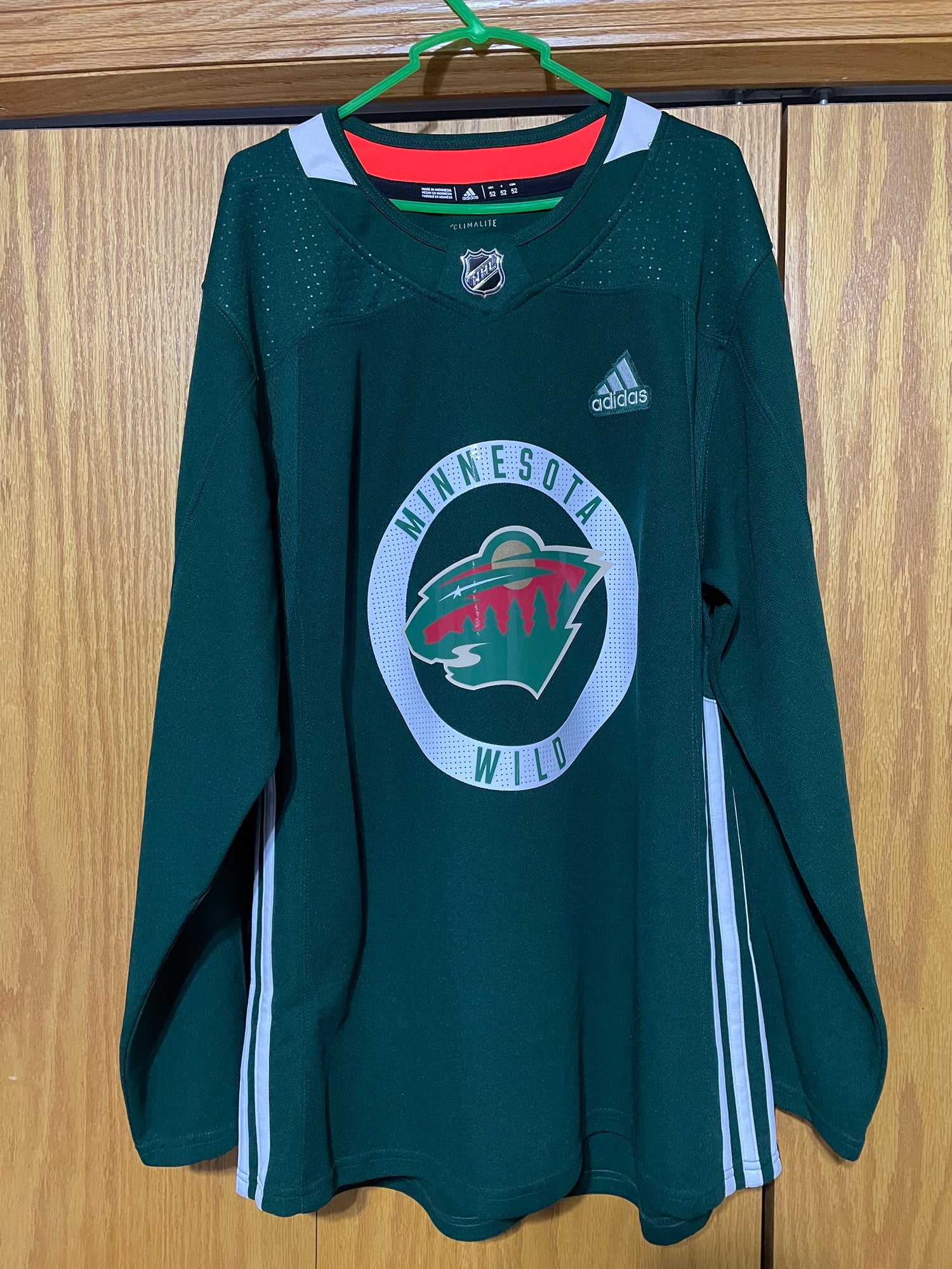 Pre owned authentic size 50 Minnesota Wild away jersey
