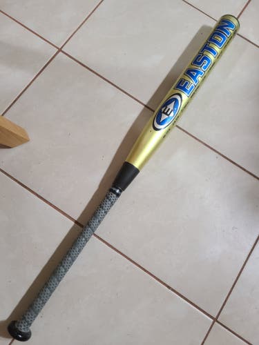 Used Easton Alloy connexion Sc777 Bat (-10) 22 oz 32"
