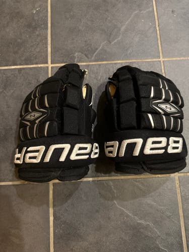 Bauer 13" Nexus 800 Gloves