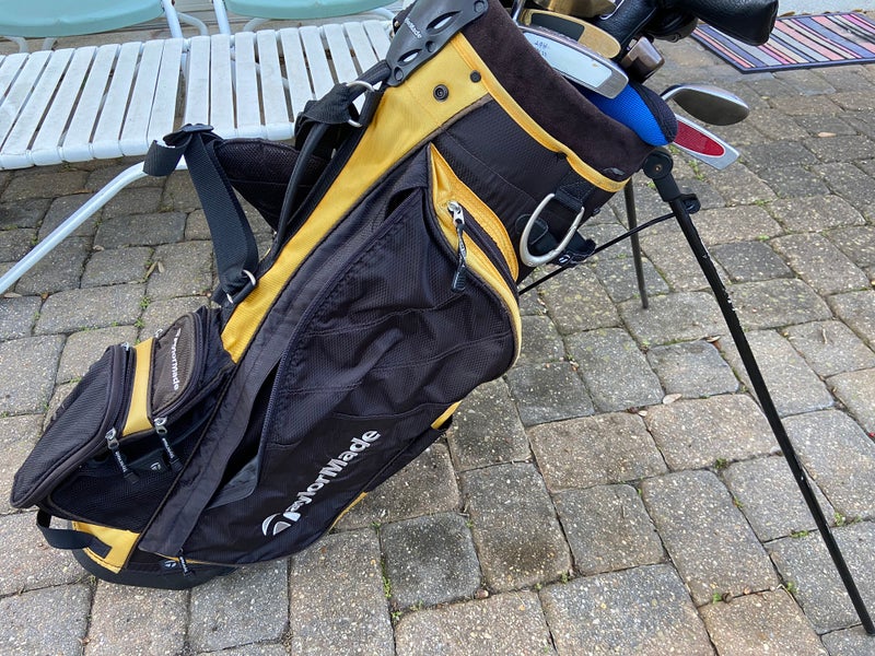 TaylorMade Black/Yellow 6-Dividers- Stand/Carry bag.