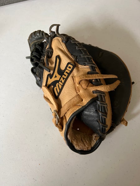 Mizuno Youth Prospect GXC105 32.5” Catcher’s Mitt