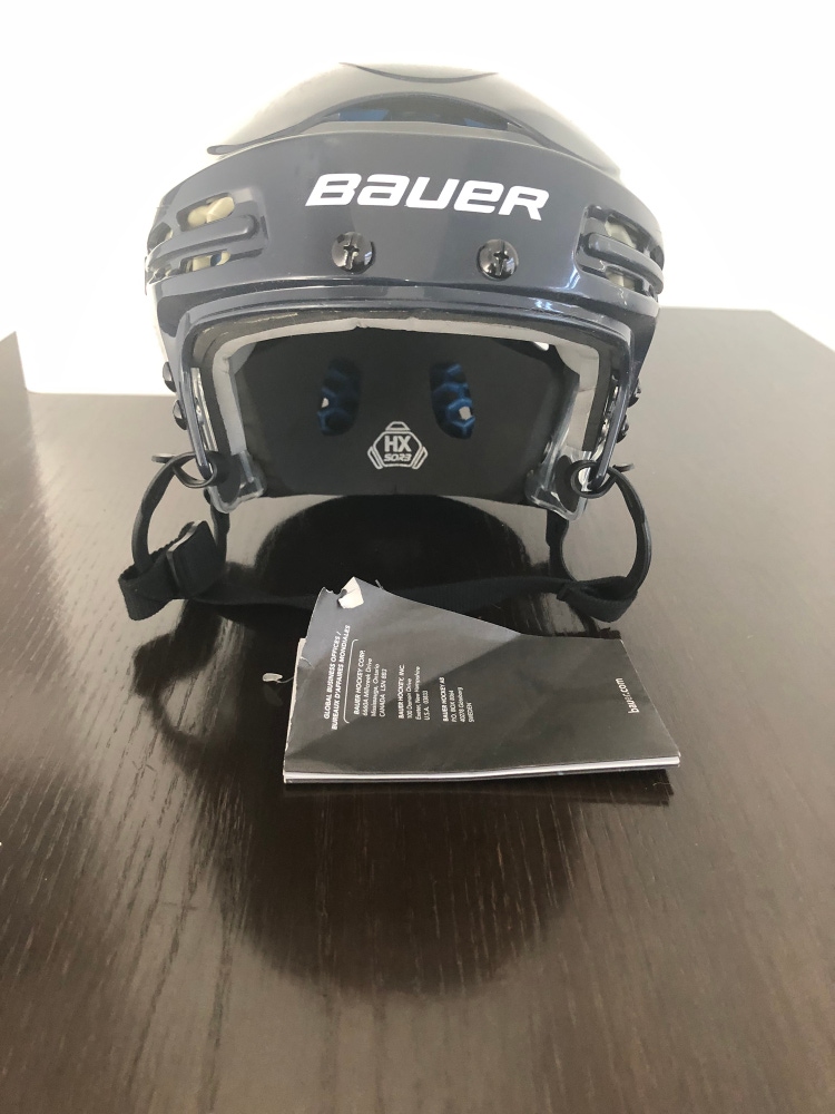 New Small Bauer BHH5100 Helmet    HECC THE END OF 12/2023