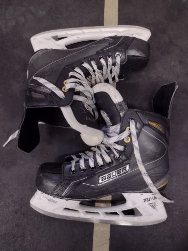 Senior Used Bauer Supreme S170 Hockey Skates Regular Width Size 7