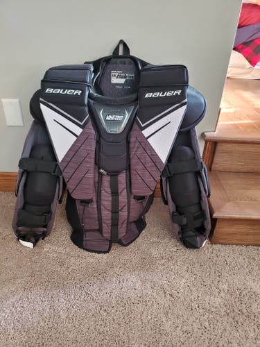 New XL Bauer Supreme UltraSonic Goalie Chest Protector Pro Stock