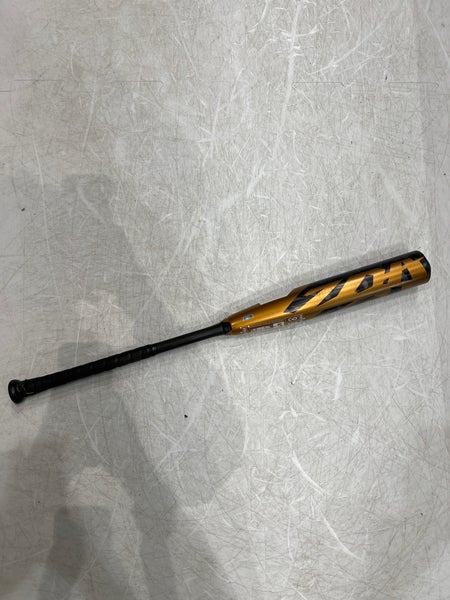 Used USSSA Certified DeMarini Zoa Composite Bat -5 26OZ 31"