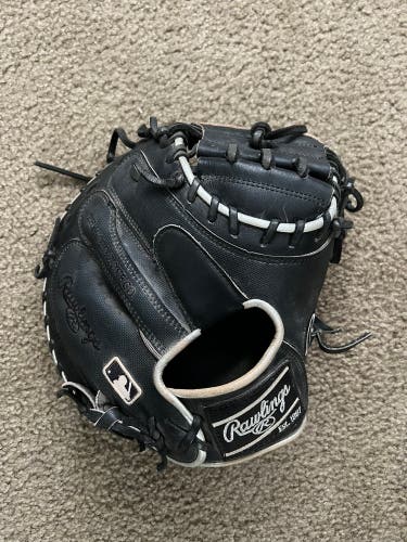 33’ Heart Of The Hide Catchers Glove