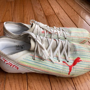 White Men's Molded Cleats Puma Cleats