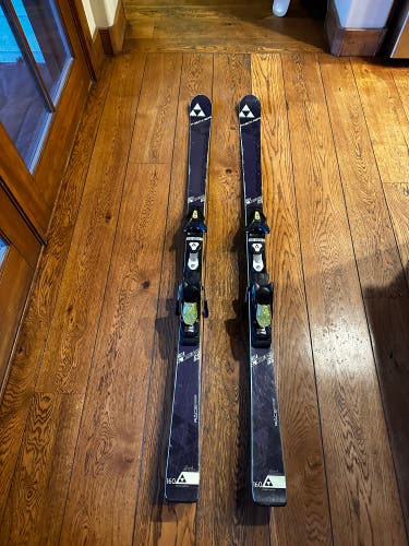 Used 160 cm With Bindings Max Din 11 RC4 World Cup GS Skis