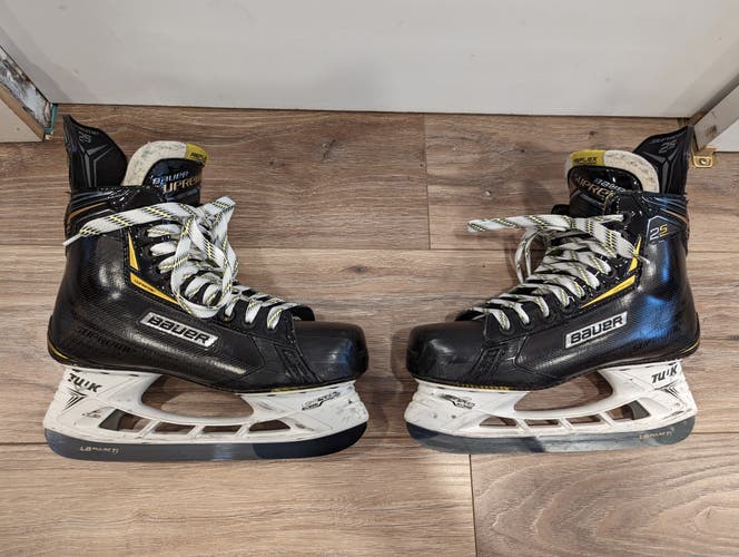 Senior Used Bauer Supreme 2S Hockey Skates Regular Width Size 8.5