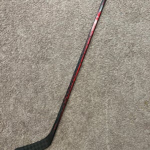 New Jetspeed FT4 Pro Hockey Stick RH 85 Flex P29M