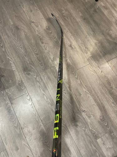 NEVER USED Bauer AG5NT Intermediate 55 P92 RH hockey Stick