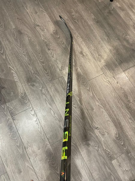 NEVER USED Bauer AG5NT Intermediate 55 P92 RH hockey Stick