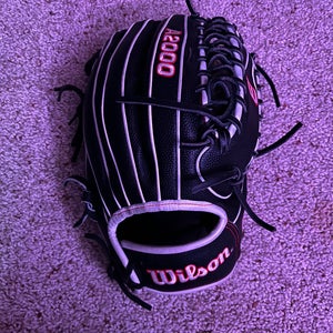 Wilson A200 Outfield Glove