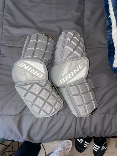 NEW Adult Large Brine Clutch Arm Pads