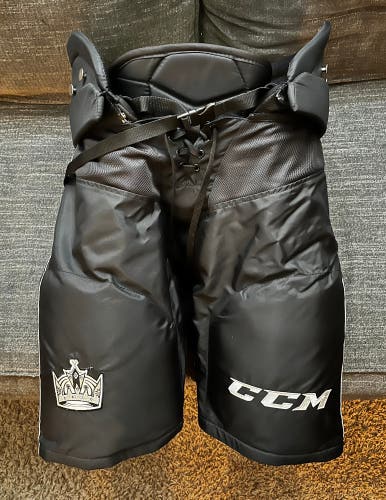 Senior XL CCM Pro Stock HPTK Hockey Pants