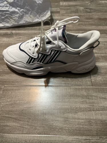 Adult Size Men's 10.5 (W 11.5) Adidas Ozweego Shoes
