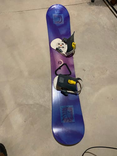 147 Cm K2 Luna Snowboard With Step In Bindings