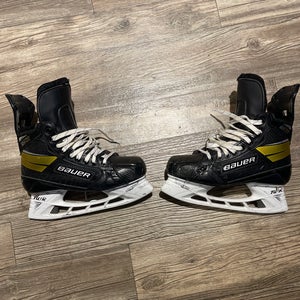 Used Bauer Regular Width Pro Stock Size 7 Supreme UltraSonic Hockey Skates