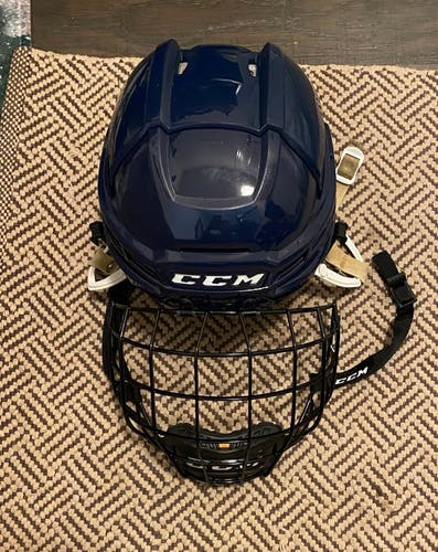 New Small CCM Tacks 910 Helmet With Cage