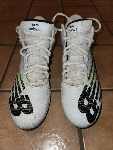 Used Men's Size 8.0 Extra Wide Lacrosse Cleats - New Balance Rush