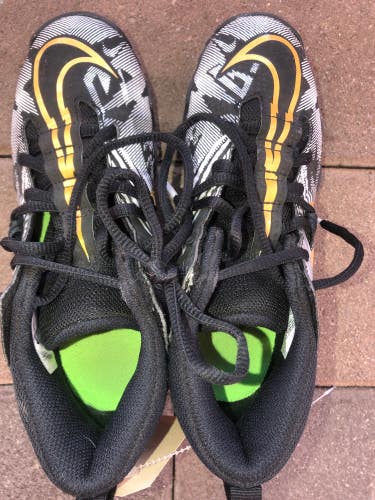Used Other / Unknown Nike ALPHA Cleats 2Y