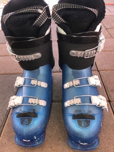 Mondo 23 & mondo 23.5 (270-279mm) Used Salomon T3 rt Ski Boots