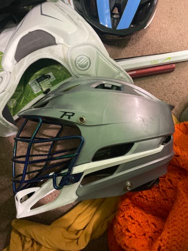 Used Cascade R Helmet