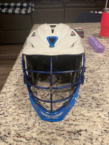 Player's Cascade R Helmet
