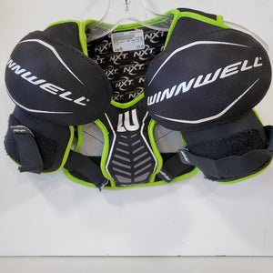 Used Winnwell Amp 500 Md Ice Hockey Shoulder Pads