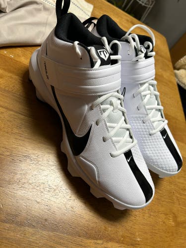 White Men's Molded Cleats High Top Trout