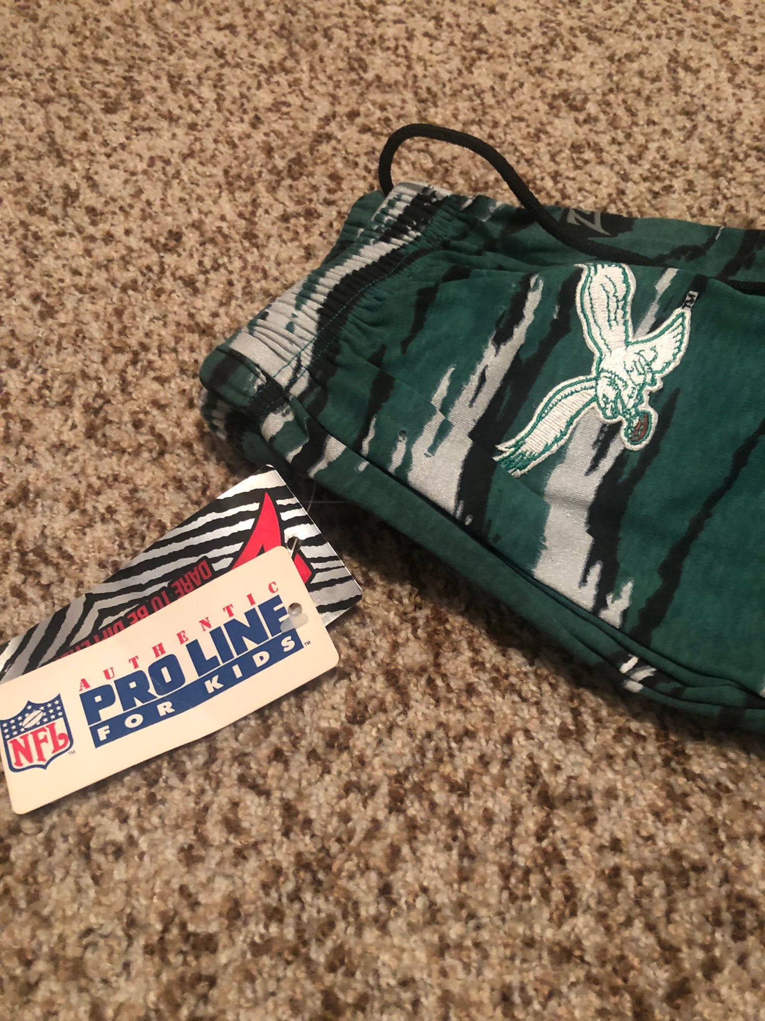 90's Philadelphia Eagles NFL Zubaz Pants Size Medium/Large – Rare VNTG