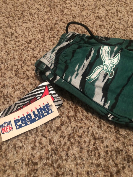 Zubaz NFL Men's Philadelphia Eagles Team Color Camo Back Panel