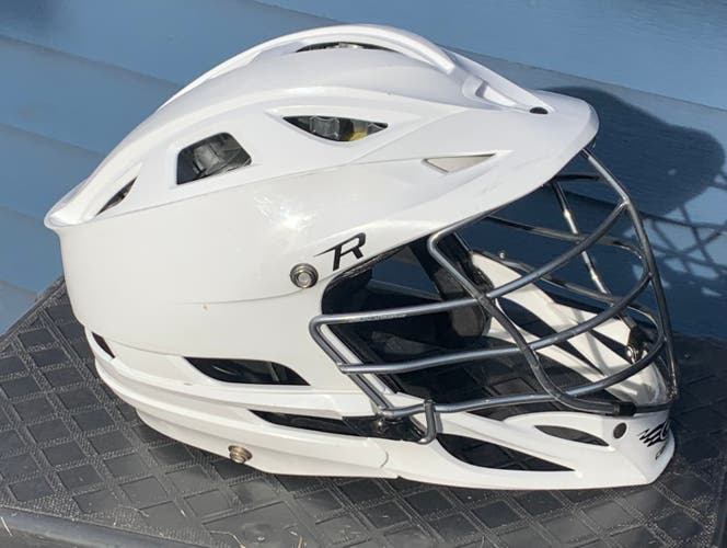 Used Player's Cascade R Helmet