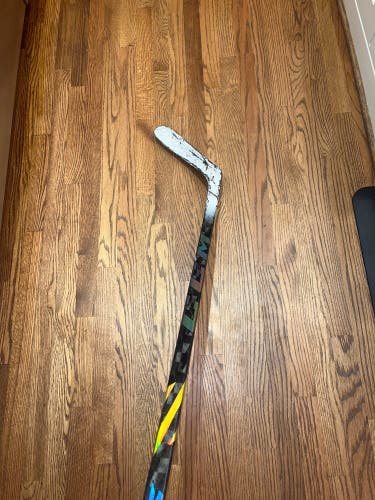 Intermediate Left Hand P29 Super Tacks AS4 Pro Hockey Stick