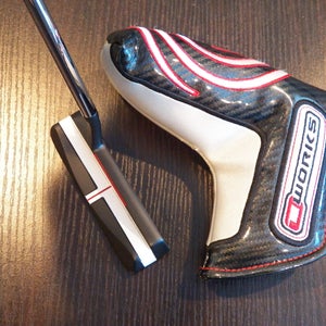 RIGHT HAND ODYSSEY O-WORKS 2 GOLF PUTTER 35"