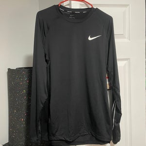 Nike pro fit longsleeve shirt