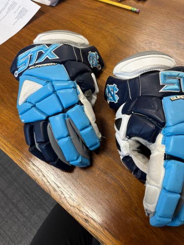 UNC Tar Heels STX Surgeon Lacrosse Gloves