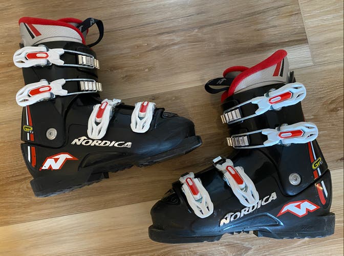 JR. Nordica GP TJ Ski Boots 270mm TEENAGER 5 YOUTH /23.0 *USED* CLEAN