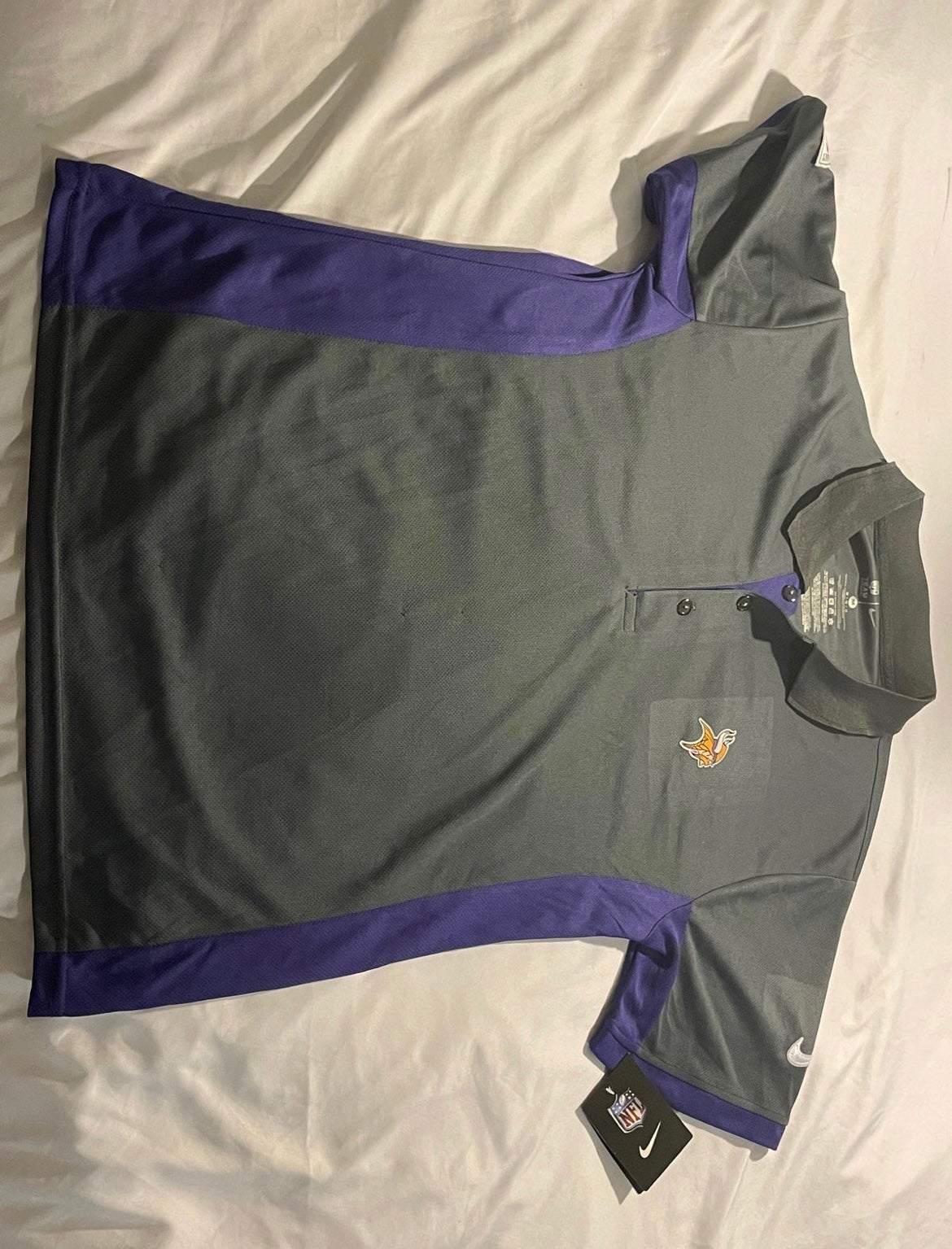 EUC Mens Nike On-Field Minnesota Vikings Golf Polo Shirt Small Grey/Purple  NFL