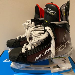 Bauer Vapor Hyperlite Hockey Skates - Intermediate, Size 6.5 Fit 2