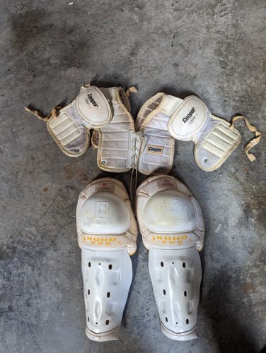 Cooper SB95L shoulder pads. With free koho shin guards.