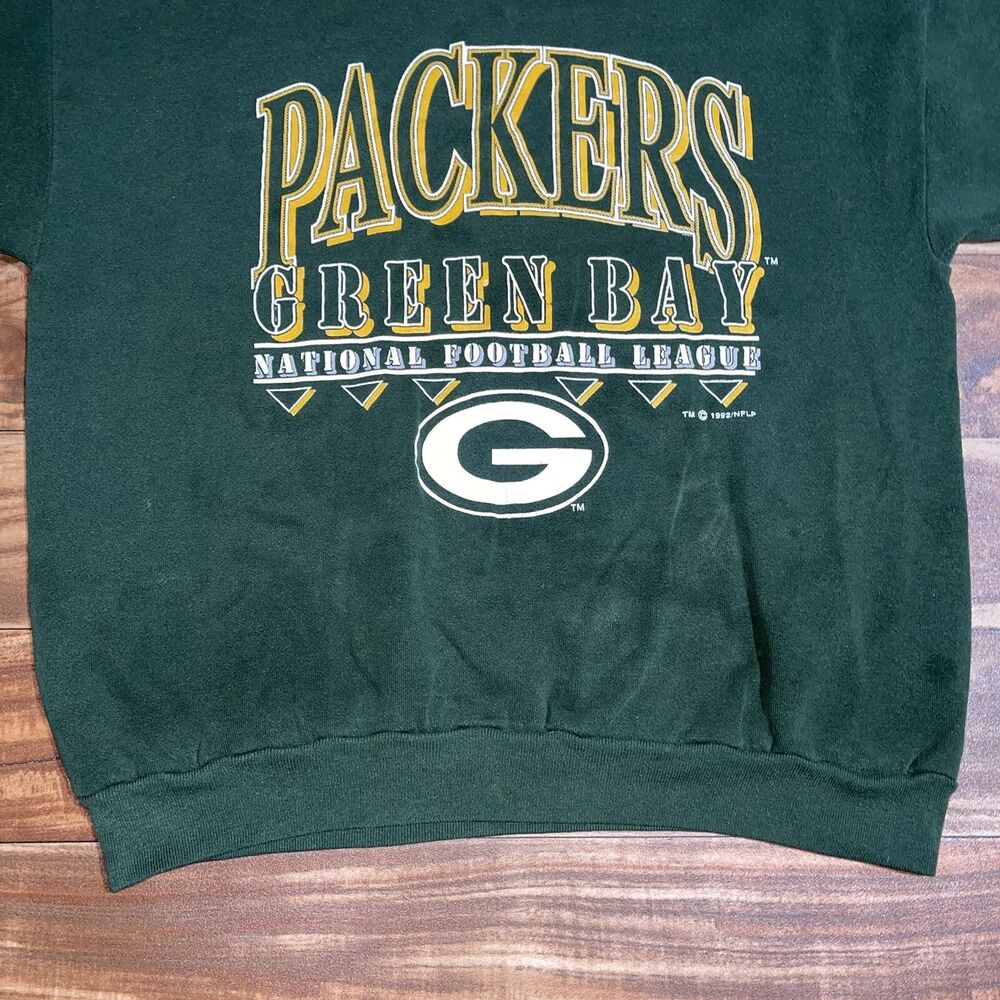 Vintage 90's Logo 7 GREEN BAY PACKERS N.F.L Team Colorways Windbreaker  Jacket with Full Zip Adult Large Size