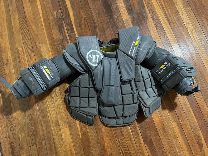 Warrior Ritual G2 PRO Goalie Chest Protector Adult medium