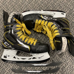Used CCM AS3 Pro size 7.5 D width skates With Extra Steel
