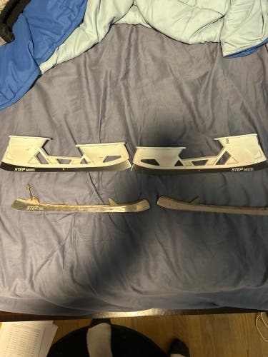 True goalie replacement steel